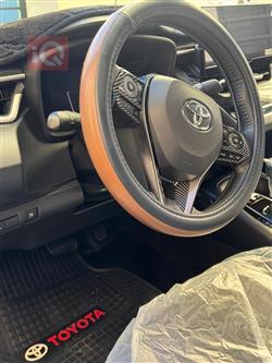 تۆیۆتا کۆرۆلا